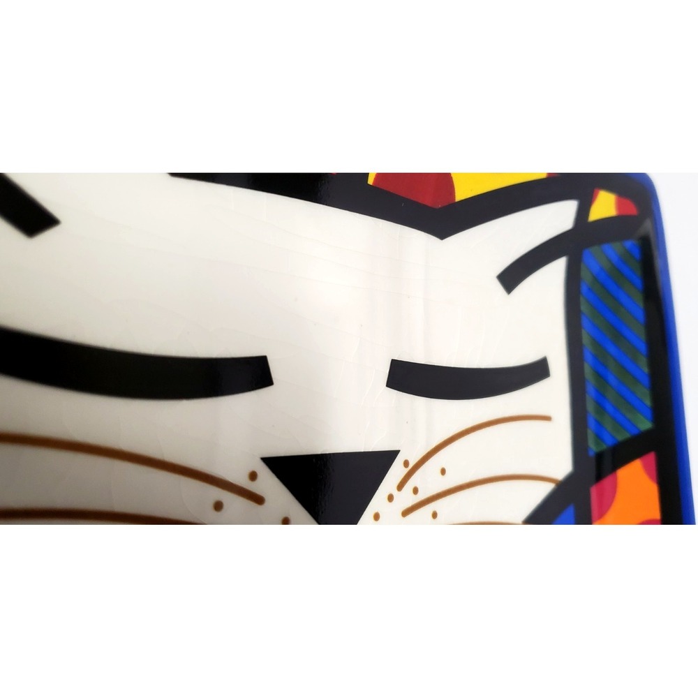 Romero Britto Bold Multicolored Ceramic Plate Happy Cat 8"x8" Crackle Glaze 2008 - Picture 8 of 9